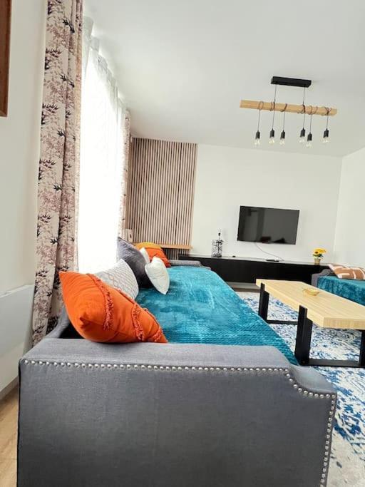 Proche De Paris, Parking Prive Apartment Le Kremlin-Bicetre Ngoại thất bức ảnh